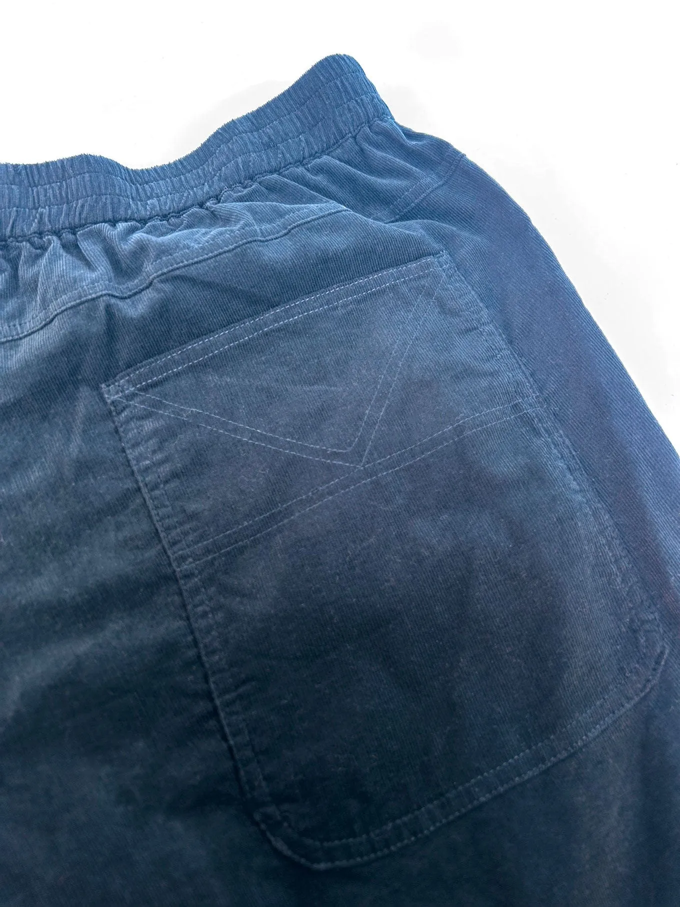 Andro Men's Organic Cotton Trousers | Dark Marine
