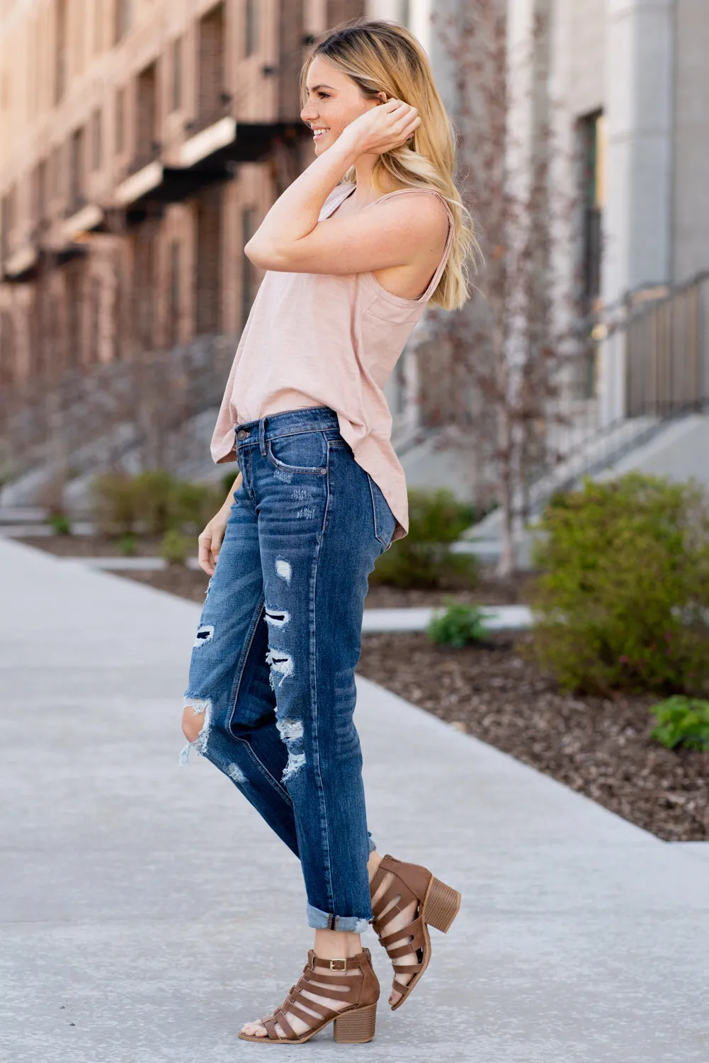 Aviva Mid Rise Ripped Boyfriend