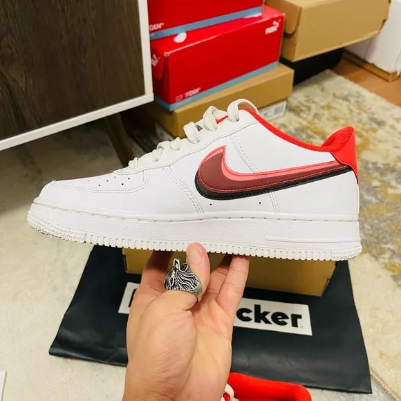EUC Youth’s Size 5.5 Nike Air Force 1 LV8 GS Double Swoosh Shoes Bright Crimson