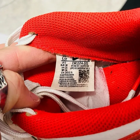 EUC Youth’s Size 5.5 Nike Air Force 1 LV8 GS Double Swoosh Shoes Bright Crimson