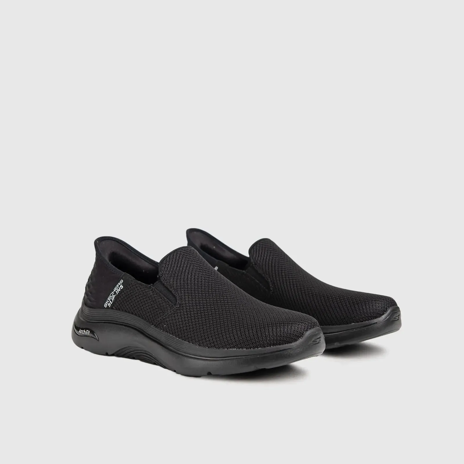 Go Walk Arch Fit 2.0 Comfort Slip Ons Black 216600