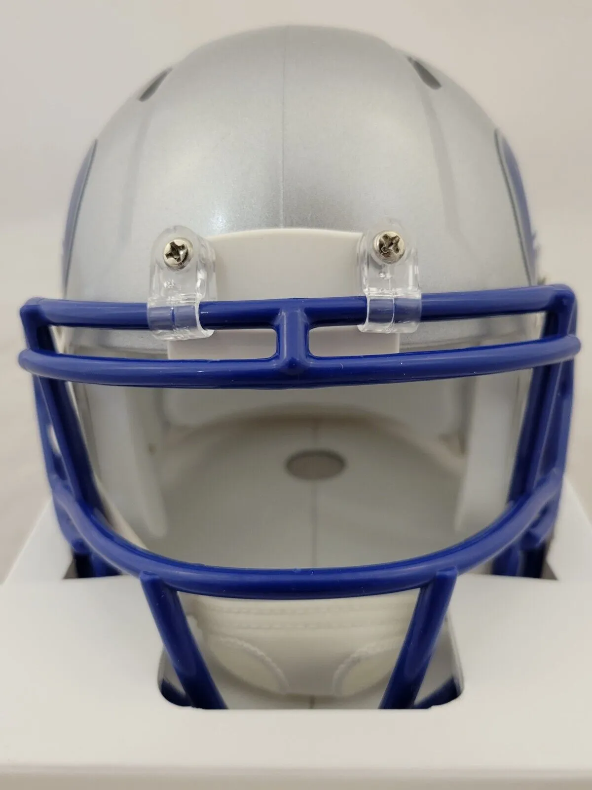 KENNETH WALKER III SIGNED SEATTLE SEAHAWKS THROWBACK SPEED MINI HELMET BECKETT