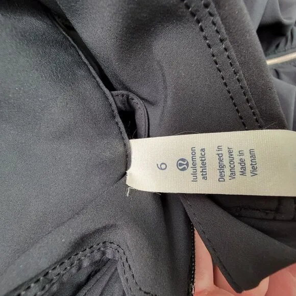 Lululemon Go The Distance Vest Size 6 Full Zip Pockets Running Black Hooded
