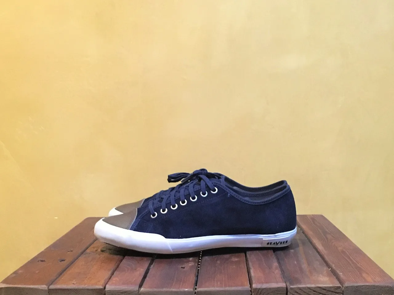 M0861PNV090C14 08/61  Seavees Army Issue Sneaker Low  Peacoat Navy Suede