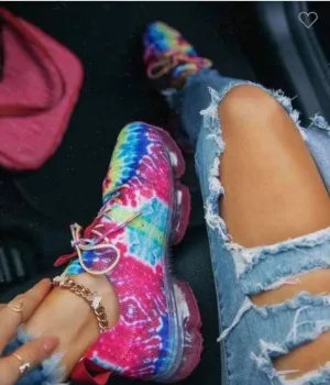 Multi Color Tennis shoes