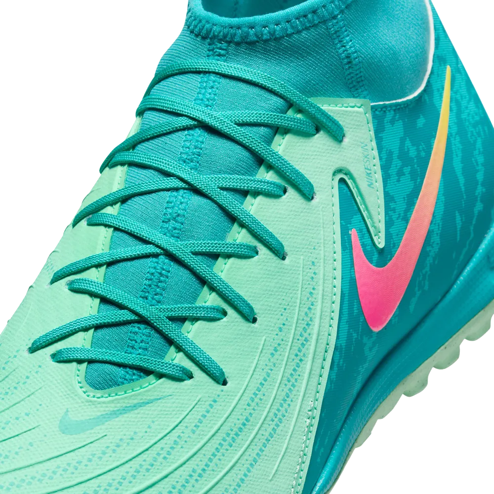 Nike Phantom Luna 2 Academy LV8 TF High-Top Soccer Shoes