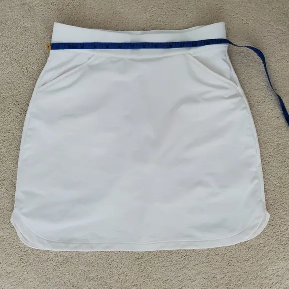 Peter Millar White Alice Petal Hem Athletic Skirt Skort UPF 50  Golf Tennis szS