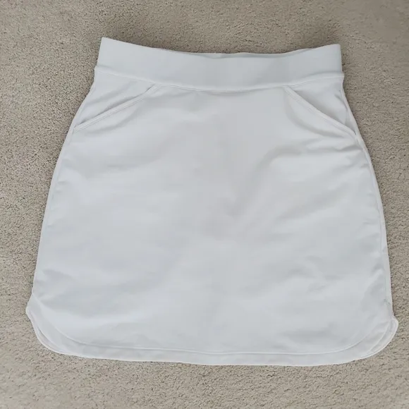 Peter Millar White Alice Petal Hem Athletic Skirt Skort UPF 50  Golf Tennis szS