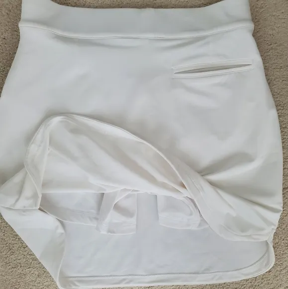 Peter Millar White Alice Petal Hem Athletic Skirt Skort UPF 50  Golf Tennis szS