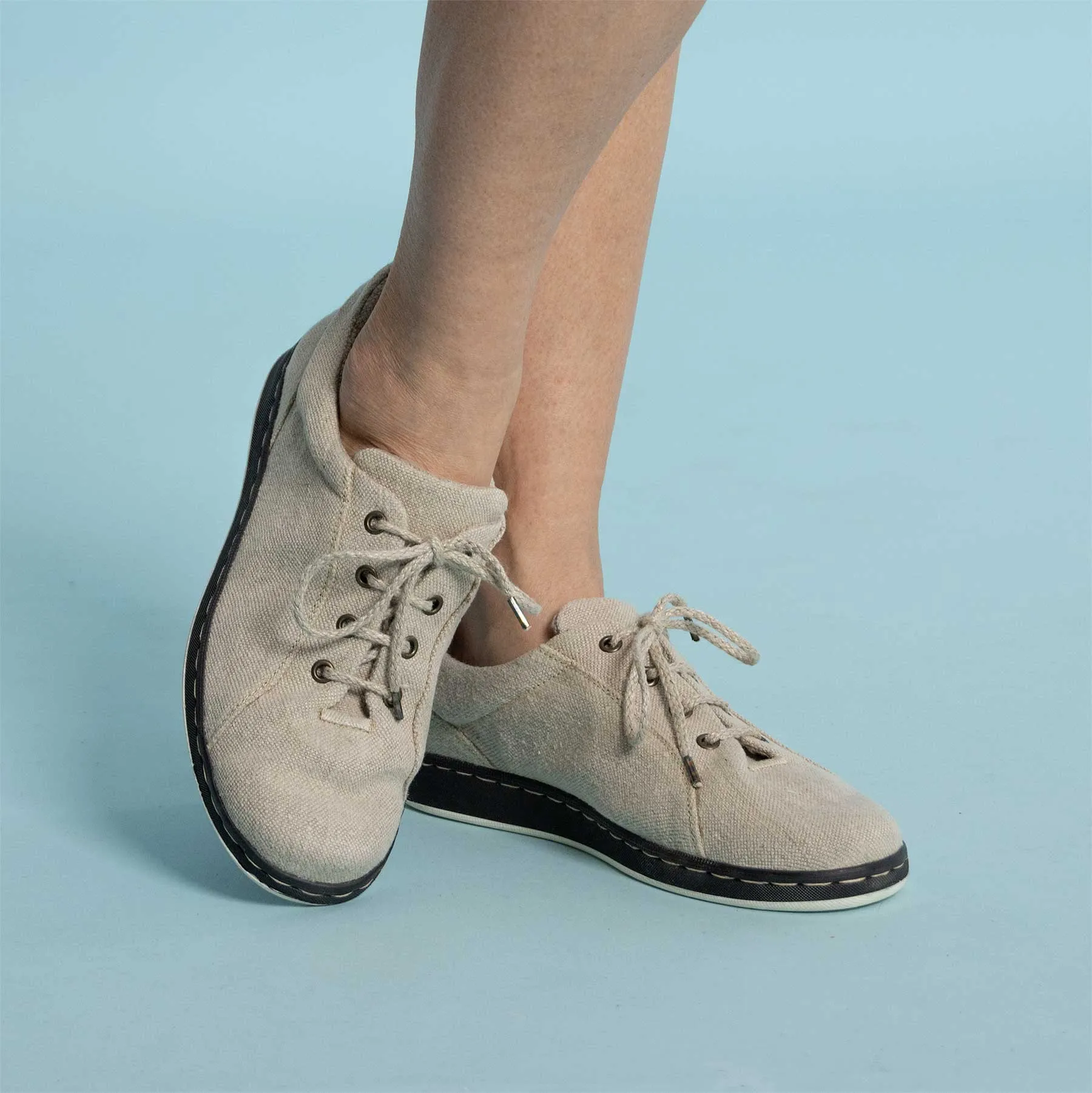 SANTA CRUZ Handmade Organic Hemp Trainers / Sports Shoes / Sneakers (Women's Sizes Plus Men's Size 7, 8)