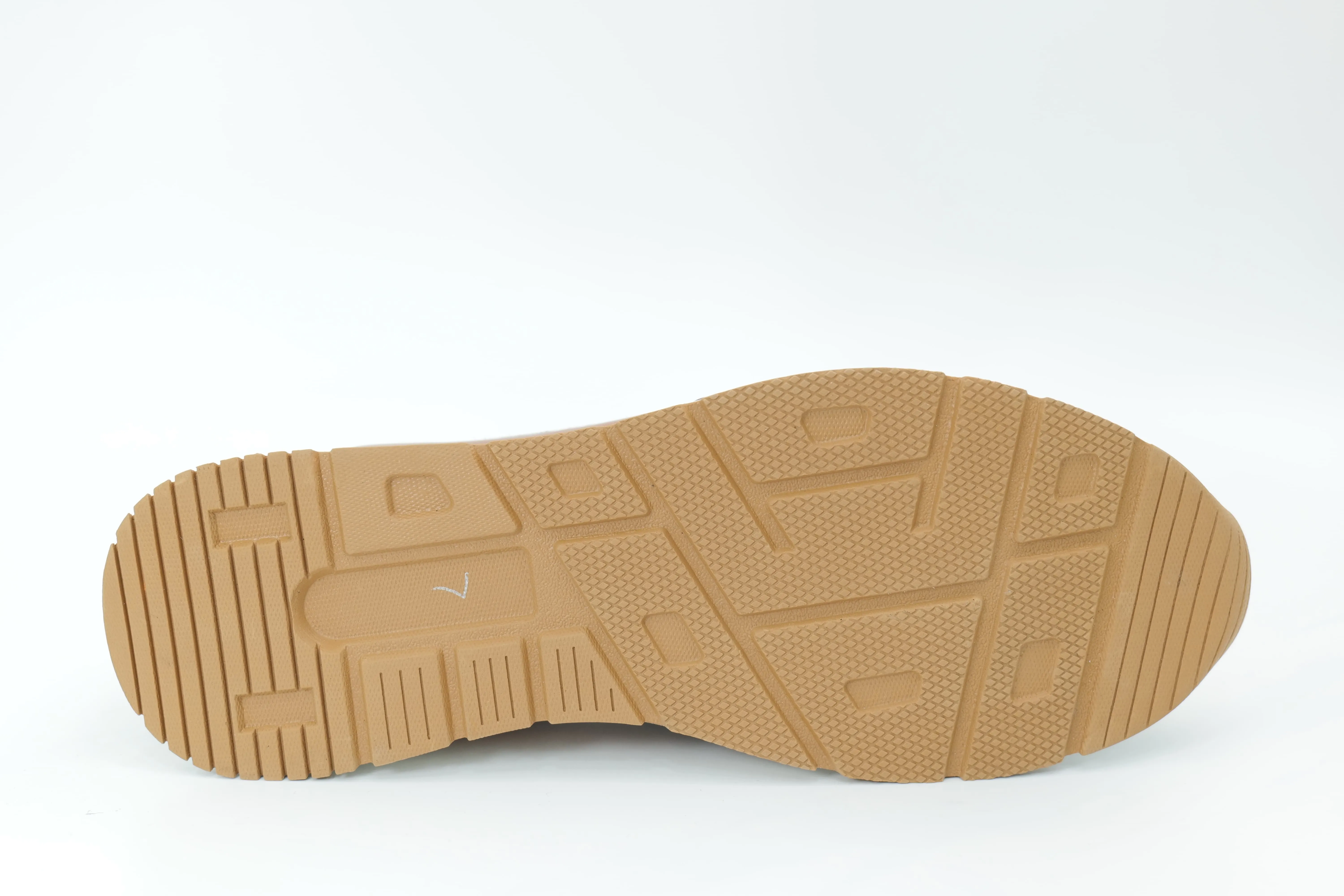 Sports shoes