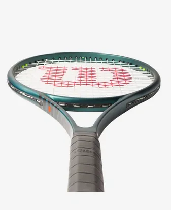 WILSON BLADE 104 V9 TENNIS RACKET