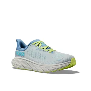 Women's Arahi 7