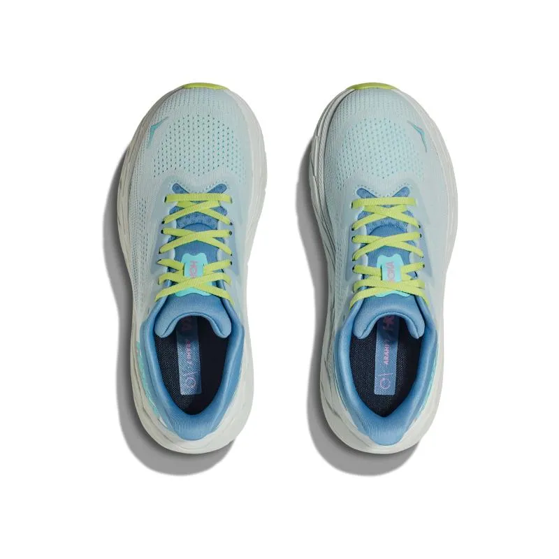 Women's Arahi 7