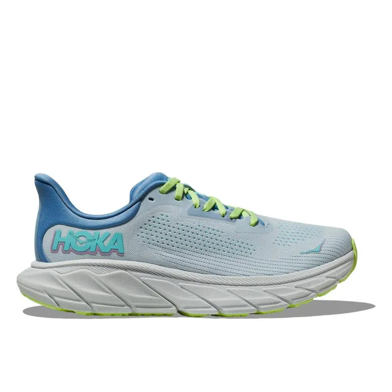 Women's Arahi 7