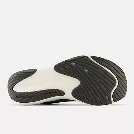 Women's New Balance Fuelcell Rebel 3