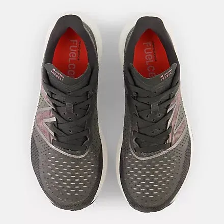 Women's New Balance Fuelcell Rebel 3